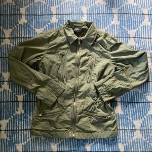 Army green gap jacket!